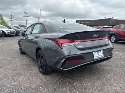 2026 Hyundai Elantra - Photo 6