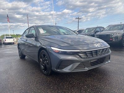2026 Hyundai Elantra - Photo 23