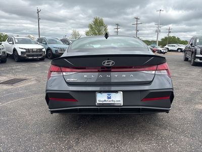 2026 Hyundai Elantra - Photo 5
