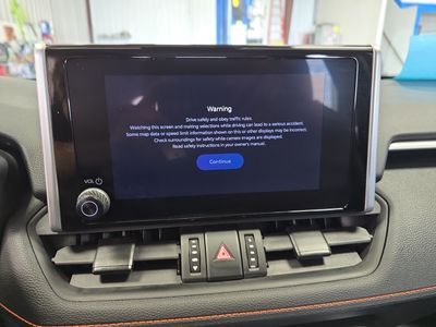2024 Toyota RAV4 - Photo 8