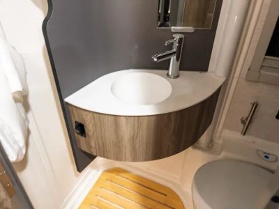 2027 Winnebago EKKO — photo 14 view