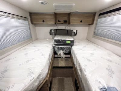2027 Winnebago EKKO — photo 12 view