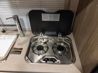 2027 Winnebago EKKO — photo 11 view