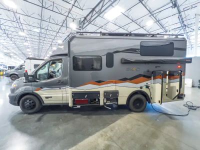 2027 Winnebago EKKO — photo 22 view