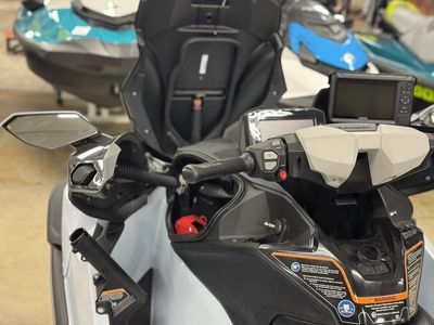 2025 Kawasaki Ultra 160LX-S Angler - Photo 14