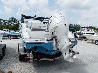 2025 Hurricane SunDeck 2600 OB - Photo 7