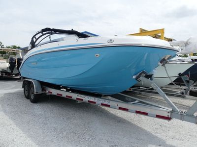 2025 Hurricane SunDeck 2600 OB - Photo 1