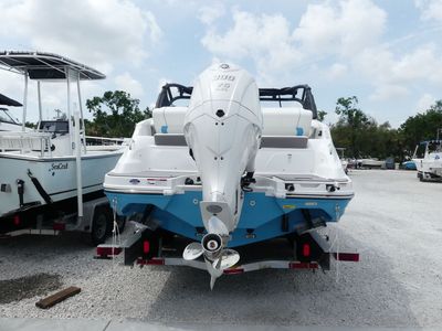 2025 Hurricane SunDeck 2600 OB - Photo 6