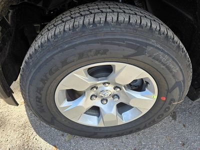 2026 Ram 1500 — photo 10 view