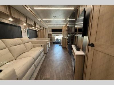 2026 Dynamax Europa S - Photo 4