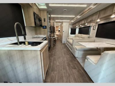 2026 Dynamax Europa S - Photo 3
