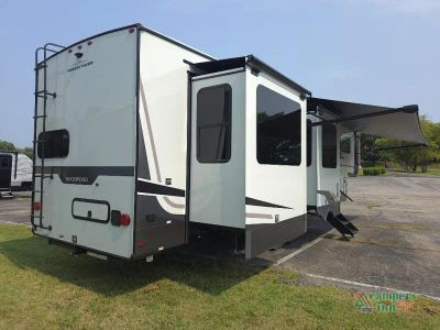 2027 Forest River RV Rockwood Signature — photo 9 view