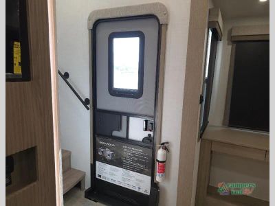 2027 Forest River RV Rockwood Signature — photo 21 view