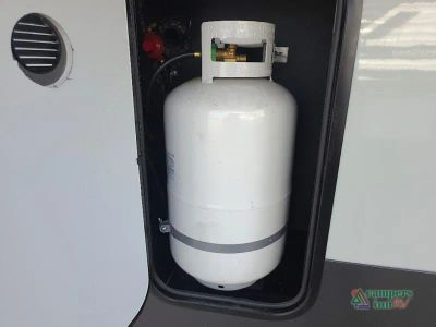 2027 Forest River RV Rockwood Signature — photo 13 view