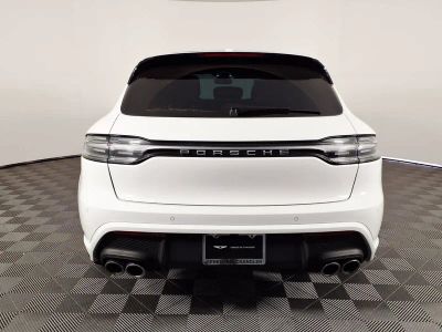 2024 Porsche Macan — detail view