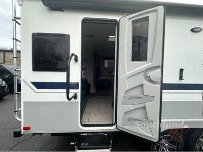 2022 Lance Travel Trailers - Photo 7