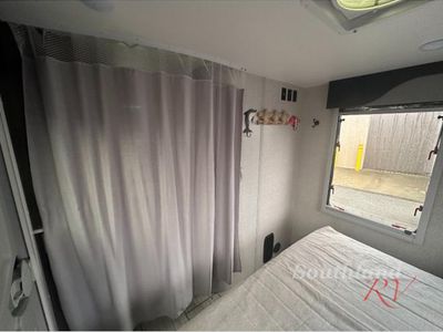 2022 Lance Travel Trailers - Photo 25