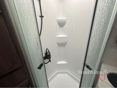 2022 Lance Travel Trailers - Photo 21