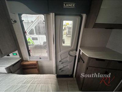 2022 Lance Travel Trailers - Photo 26