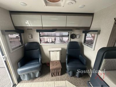 2022 Lance Travel Trailers - Photo 9