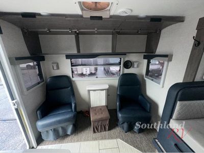 2022 Lance Travel Trailers - Photo 10