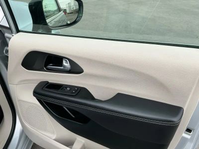 2024 Chrysler Pacifica - Photo 21