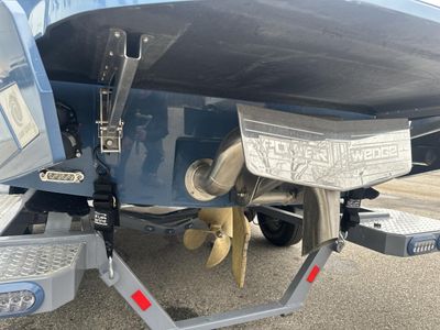 2025 Axis Wake Research T220 - Photo 9