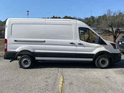 2026 Ford Transit-250 - Photo 2