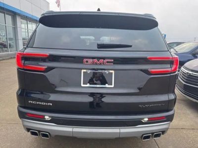 2025 GMC Acadia — detail view