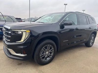 2025 GMC Acadia — rear three-quarter view