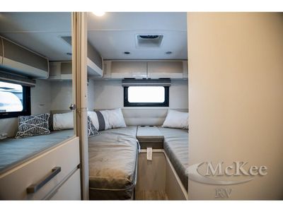 2026 Thor Motor Coach Vegas - Photo 34