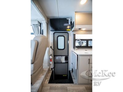 2026 Thor Motor Coach Vegas - Photo 24