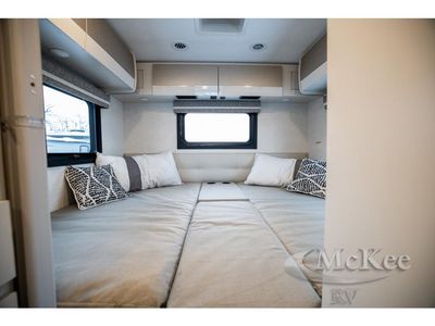 2026 Thor Motor Coach Vegas - Photo 38