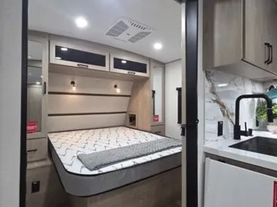 2026 Grand Design Imagine - Photo 16