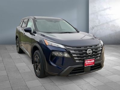 2026 Nissan Rogue — photo 8 view