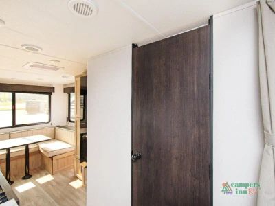 2027 Forest River Cherokee Grey Wolf — photo 9 view