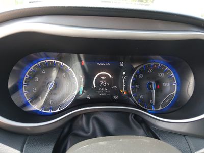 2023 Chrysler Pacifica - Photo 14