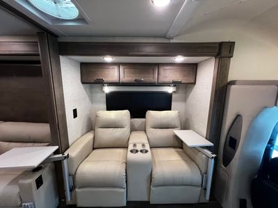 2023 Tiffin WAYFARER - Photo 18