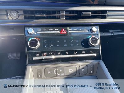 2025 Hyundai Santa Fe — photo 13 view