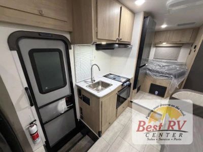 2026 Coachmen RV Leprechaun - Photo 25
