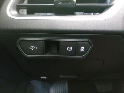 2025 Kia K4 - Photo 13