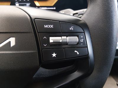 2025 Kia K4 - Photo 23