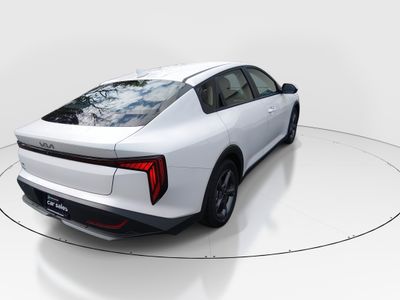 2025 Kia K4 - Photo 7
