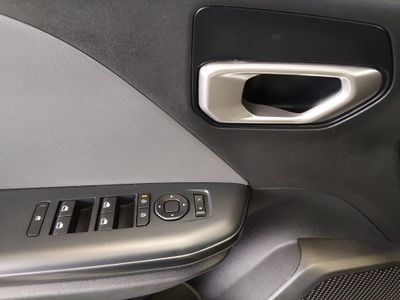 2025 Kia K4 - Photo 19