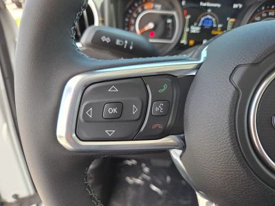 2026 Jeep Wrangler — photo 17 view