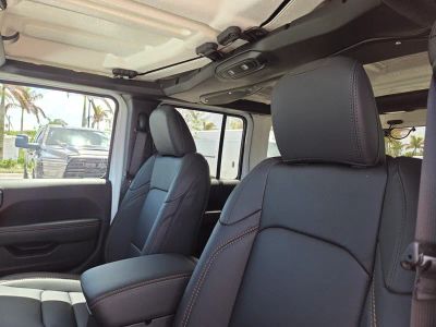 2026 Jeep Wrangler — photo 11 view
