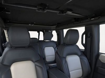 2026 Ford Bronco — photo 17 view