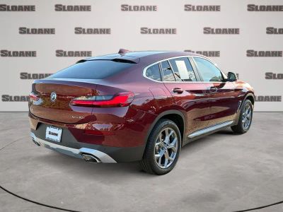 2025 BMW X4 — detail view