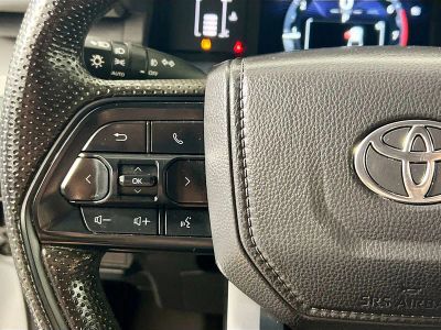 2024 Toyota Tacoma — photo 10 view