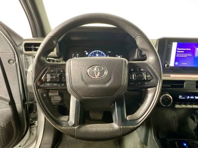 2024 Toyota Tacoma — photo 9 view